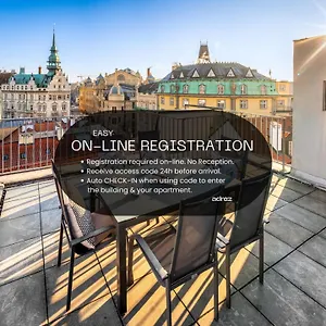 4-arts-suites.praguehotelsweb.com/